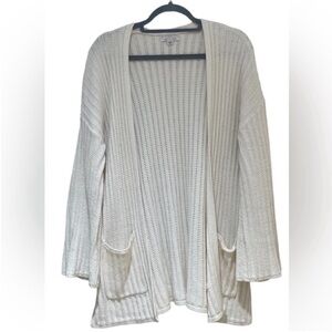 American Eagle knit Cream White Cardigan size small